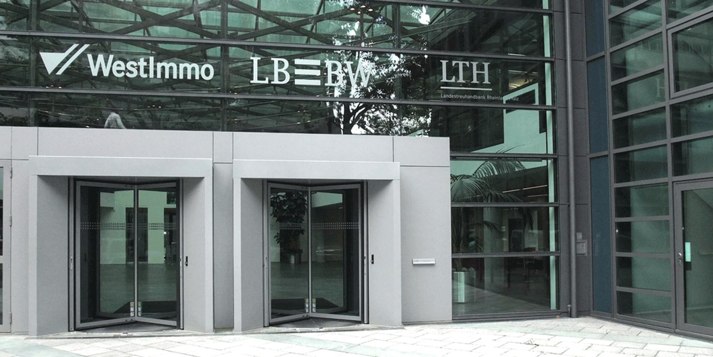 Sonnenschutzfolien an Bürogebäude Rheinland-Pfalz Bank